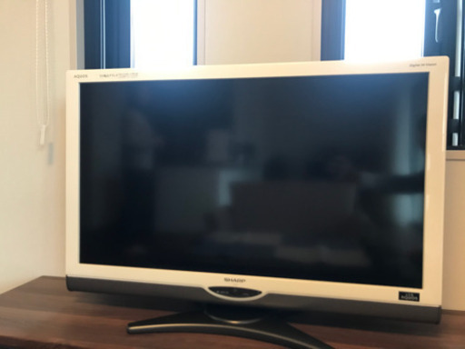 SHARP AQUOS 40型　LEDテレビ