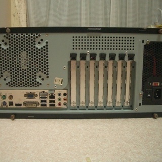 フルタワー型 自作PC クーラーマスターの画像