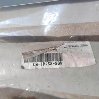 YZ250(5HC3,2000年モデル）フロントフォークスプリング　純正？の画像