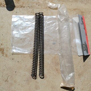 YZ80(4LBE,2000年モデル）フロントフォークスプリング...