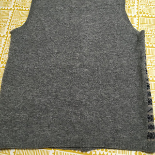 ワールド★ウール混ベストの画像