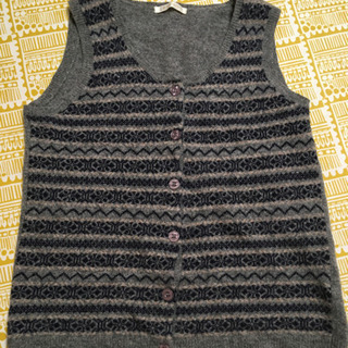 ワールド★ウール混ベストの画像