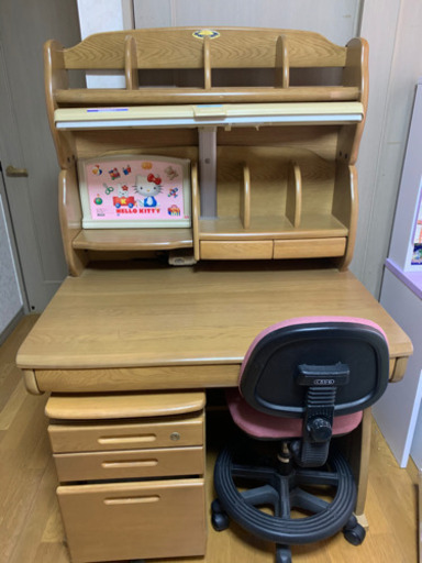 くろがね学習机(回転式チェアー付き)