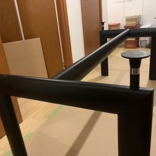 Le Corbusier Design LC6 Table ル・コルビュジエのデザイン LC6テーブルの画像
