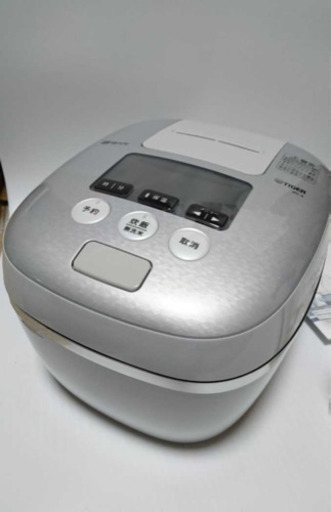 未使用品 展示品 TIGER タイガー 圧力IH炊飯ジャー JPC-A100-WH ホワイトグレー おこげモードあり