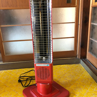 首振り電気ストーブ