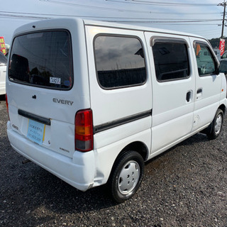 審査なしの自社ローンの車屋　スズキエブリィ　4ナンバー　切替4WDで燃費良　MT 車検2年12月　8万キロ　平成14年式　の画像