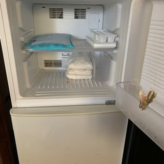 冷蔵庫、電子レンジ　取りに来てくれる方限定の画像