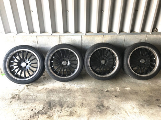 カールソン1/16RS 希少なブラックエディション19inch 30アルファードに装着