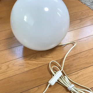 中古　IKEA テーブルランプ