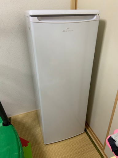 冷凍庫　新品