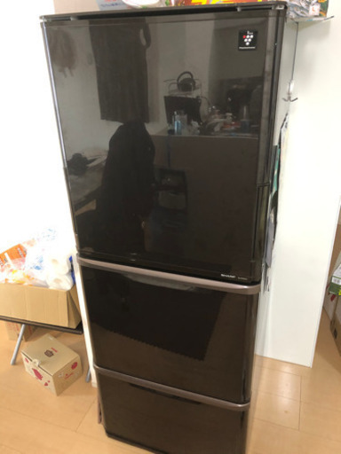 シャープ　プラズマクラスター冷蔵庫　SJ-PW31X