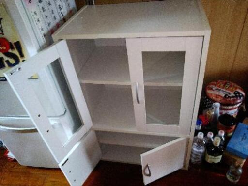 テレビボード、テーブル、食器棚三点セット！商談中‼️