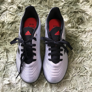 adidas トレーニングシューズ　プレデター