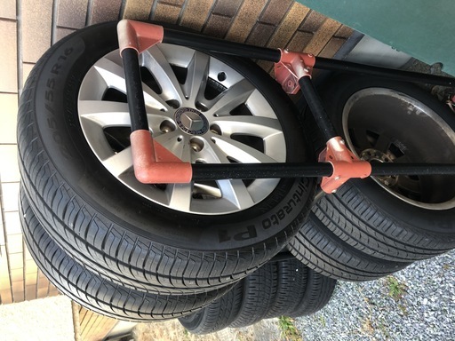 3月25日20時引取限定　夏タイヤ　ピレリ　タイヤ　205/55R16　＋　ベンツ純正アルミ 4本セット Bクラス W246  1か月使用