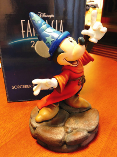 ミッキーマウス　フィギュアリン　ファンタジア　魔法使いの弟子ミッキー