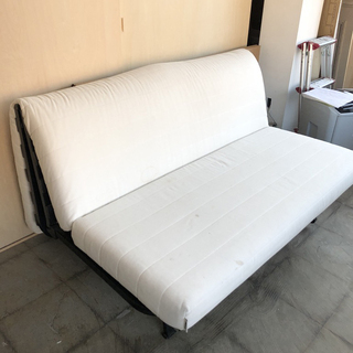 ikea イケア 2人掛けソファベッド　 ホワイト　差し上げます。