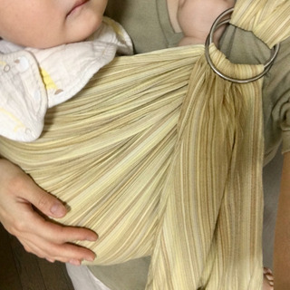 petit belly スリングの画像