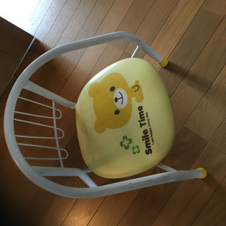 子供用　椅子