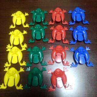 さらに値下げ★☆　指ではじいて！　　カエルさんジャンプの画像