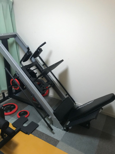 アイロテック　レッグプレスマシン