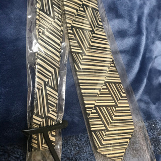 値下げ！！ピエールカルダンやイブサンローランあり★ネクタイ四本の画像