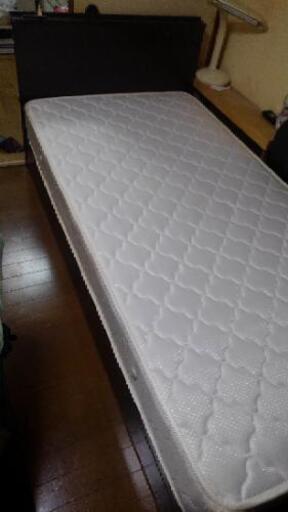 シングルベッド譲ります