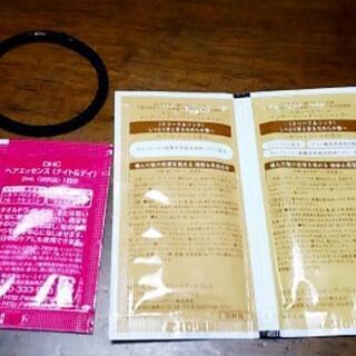 急募🔊 新品・未使用に近い❕6️⃣点セット《 シャンプー2点 トリートメント1点 コンディショナー1点 》 ヘアエッセンス1点 ヘアゴム1点 の画像