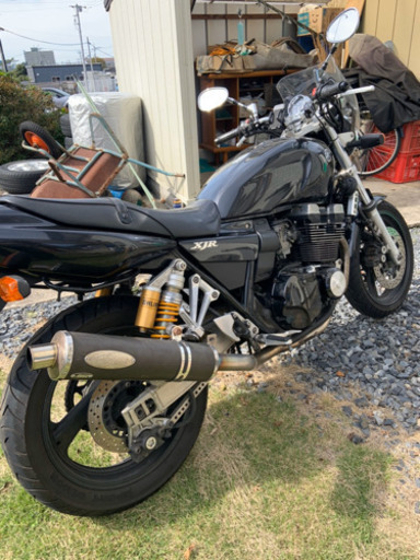 ヤマハ　XJR400R