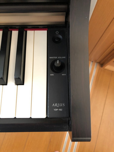 電子ピアノ　YAMAHA YDP-162R ヤマハ　アリウス