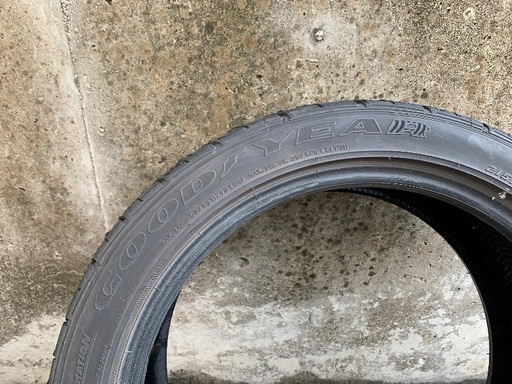 215／45/18