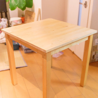 【無料】IKEAの2人がけダイニングテーブル差し上げますの画像