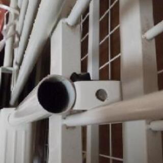 白色ロフトベットの画像