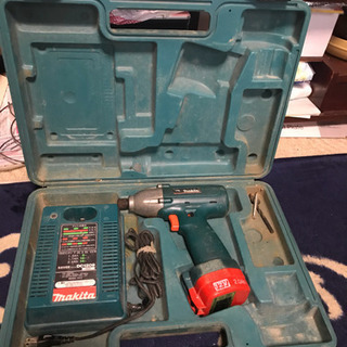 ジャンク 12Vマキタインパクトドライバーの画像