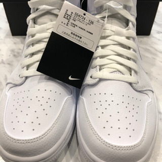 NIKE AIR JORDAN 1 MID