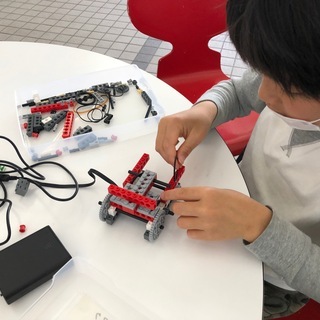 【ロボット・プログラミングの家庭教師】完全個別指導、小学生〜中学生対象の画像
