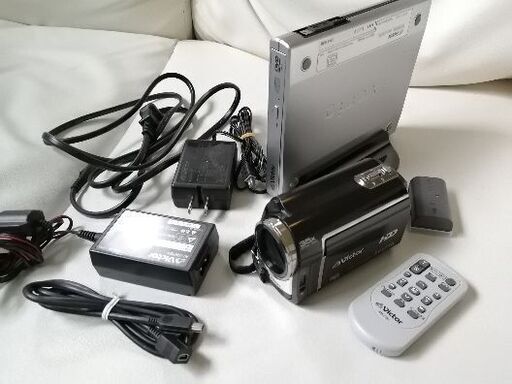 (取引中)ビクターHDDビデオカメラ\u0026DVDライターセット！