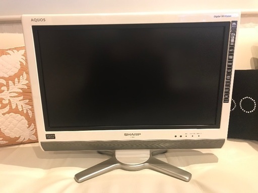 SHARP AQUOS 液晶テレビ　LC-20D30
