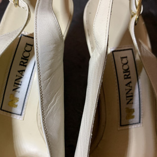 ニナリッチ　サンダル　22.5cmの画像