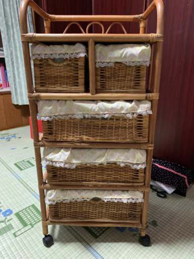 【取引中】籐家具の棚