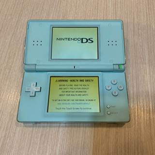 任天堂DS 本体x2,DSソフトx12、GBAソフトx2の画像