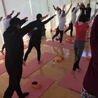 骨盤矯正ヨガ！日曜日朝10:00～♪（3/15、4/5、4/19）inてんしばの画像