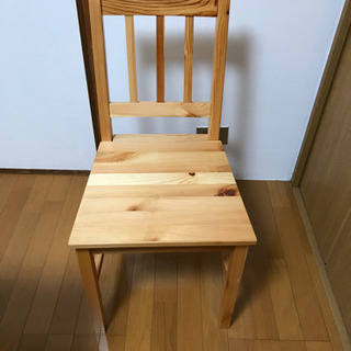 ダイニングテーブル、イス3点セットの画像