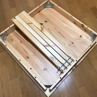 ダイニングテーブル、イス3点セットの画像