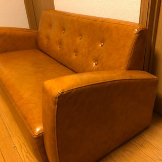 レトロ調 ソファの画像