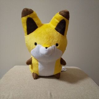 タヌキとキツネ  キツネのぬいぐるみ