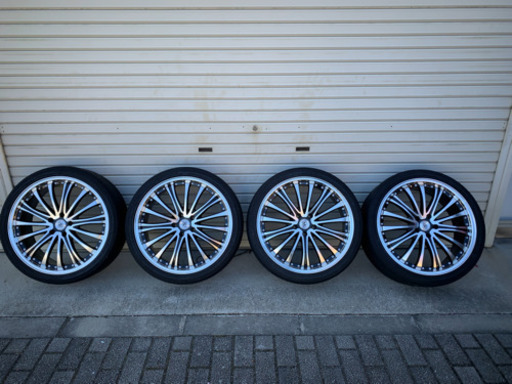 20㌅　アルミホイル　ロクサーニ　245/35ZR20