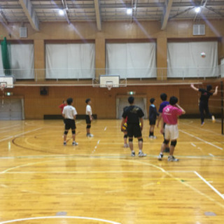 バレーボールを一緒にやりませんか？の画像