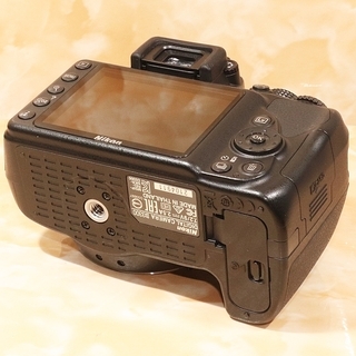 ★2416万画素＆超軽量＆★ニコン Nikon D3300 手振れ補正レンズキットの画像