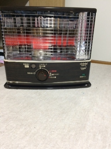 トヨトミ社製石油ストーブ